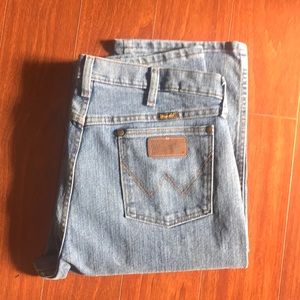 Advanced Comfort Wrangler Jeans